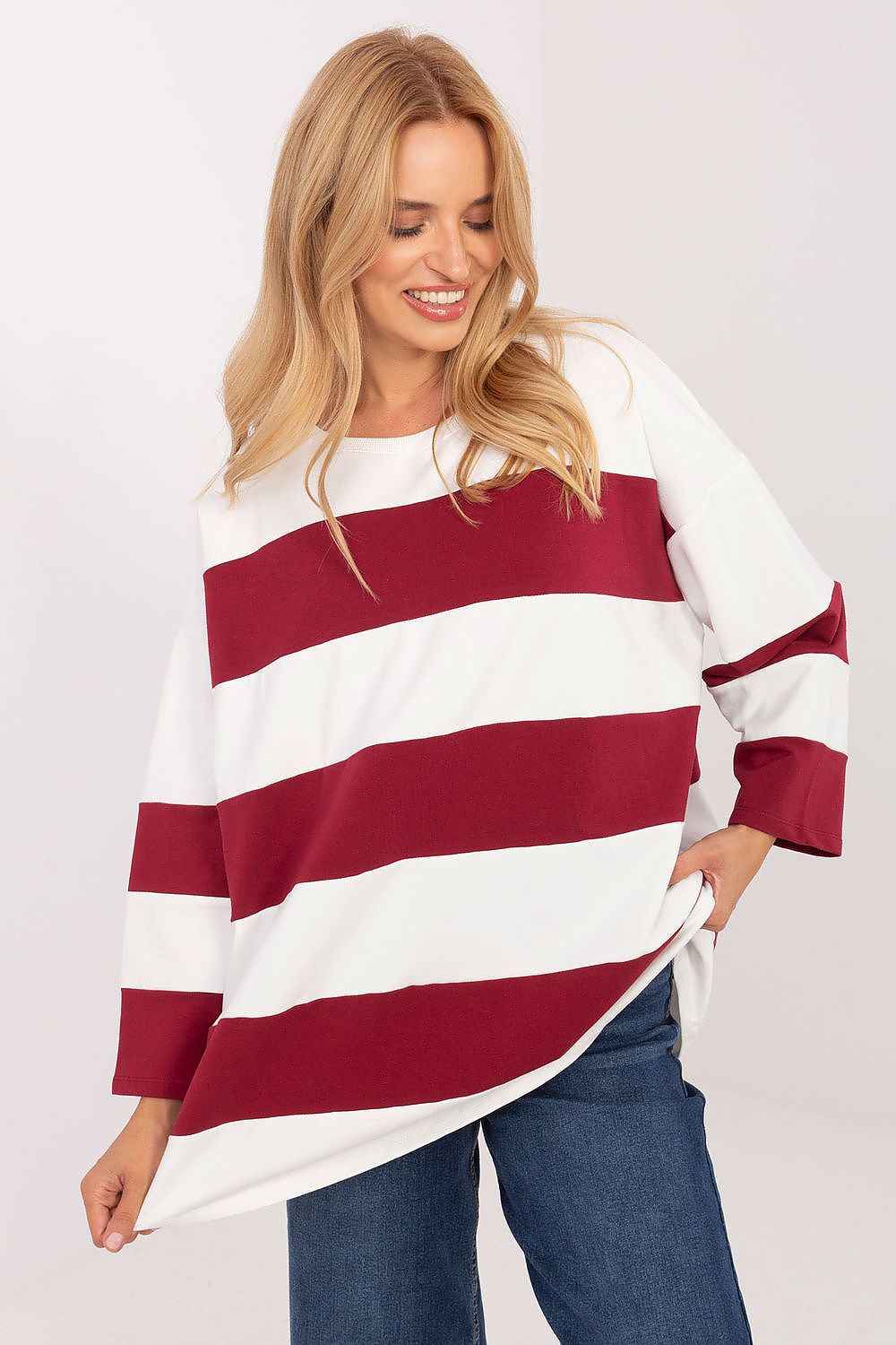 Sweatshirt model 217029